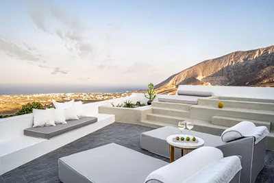 Terra E Lavoro Santorini