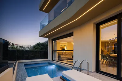 Elmima Luxury Villa