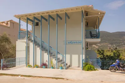 Akrotiri Lefkada