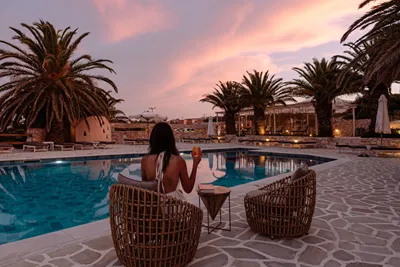 Pnoi Hotel Paros