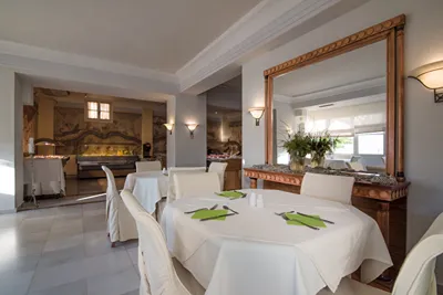Antinea Suites & Spa Hotel