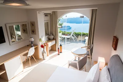 Kratiras View Luxury Suites