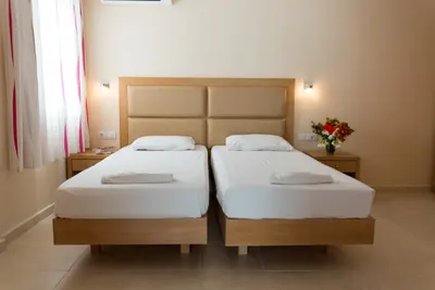 AMARYLLIS LARDOS HOTEL