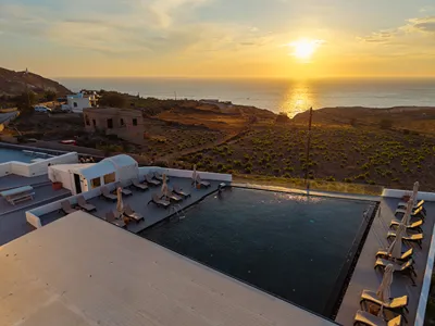 Serenita Luxury Suites