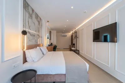 PHILIA CENTER SUITES