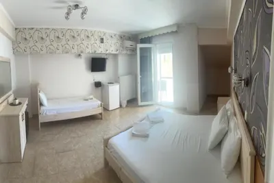 Ellas Hotel