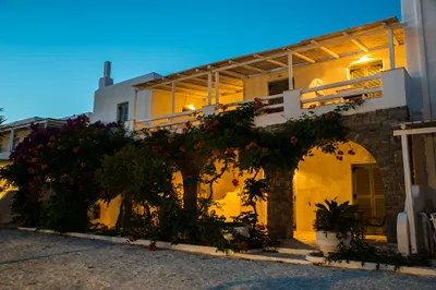 Ostria Studios & Apartments