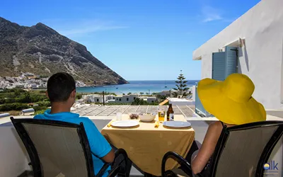 ALK HOTEL™