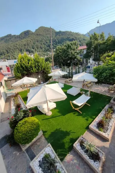 Anassa Studios