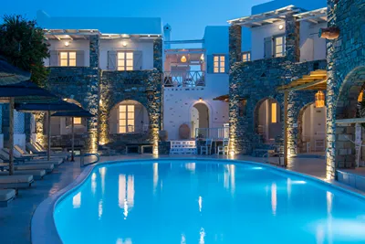 Zefi Hotel & Suites Paros