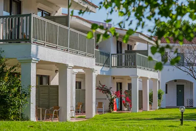 Golden Coast Hotel & Bungalows