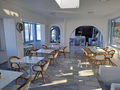 Stratos Apartments & Studios