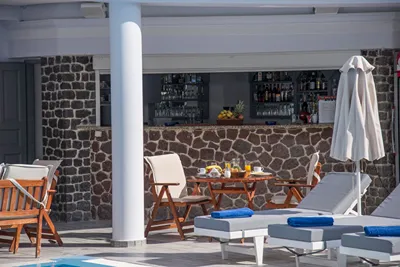 Blue Waves Hotel Santorini