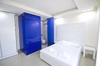 HOTEL MACEDON