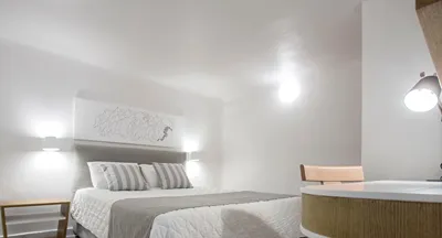 Amaze Suites