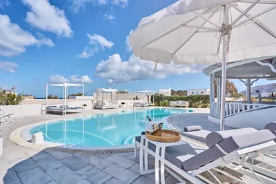 La Maison Luxurious Living