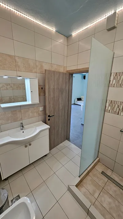 Rhodes City University Suite