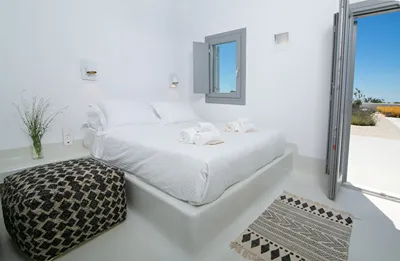 Philosophia Luxury Villa Santorini