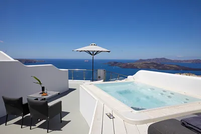 Petit Palace Suites