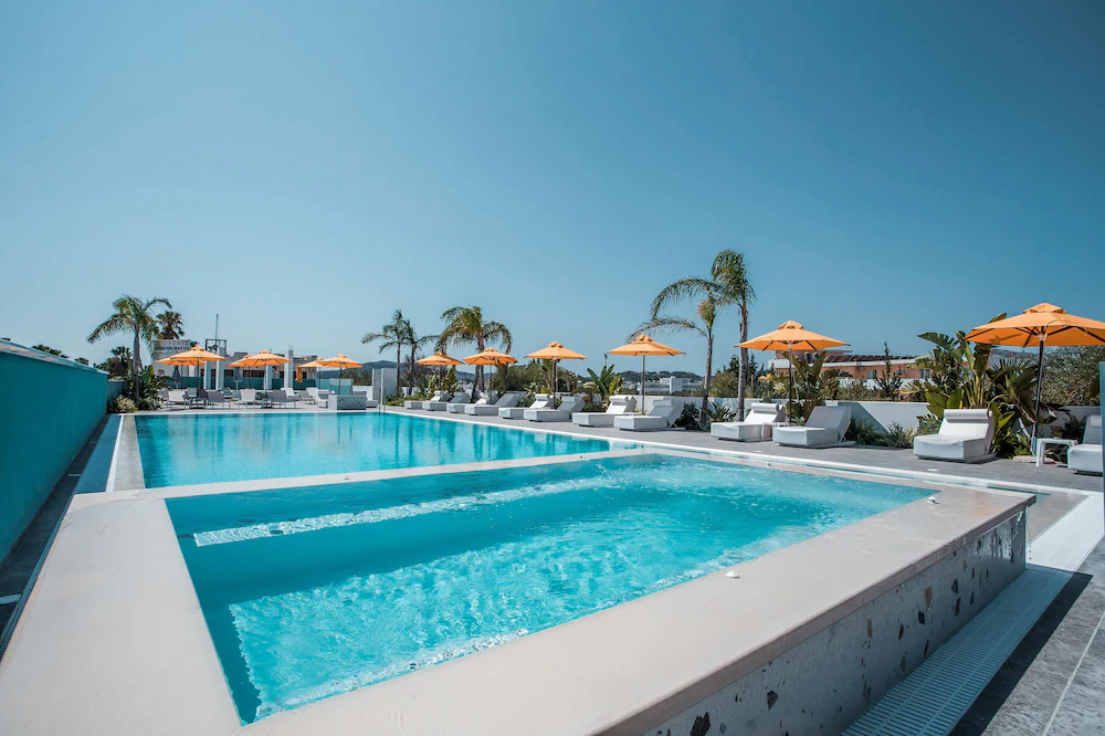 Mazoren Art Hotel