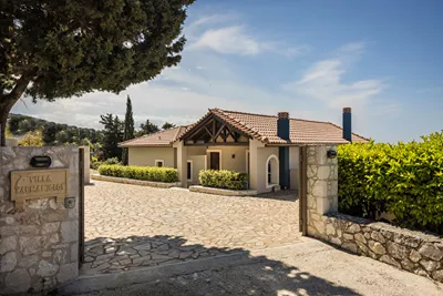 Villa Karmaniolos