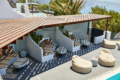 Oia Suites Santorini