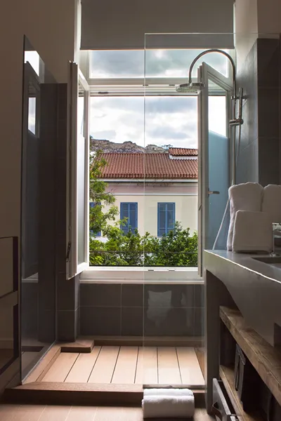Azelia Suites