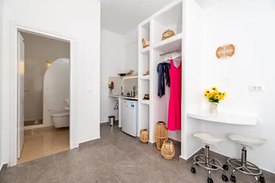 Thallos Cave House & Apartments