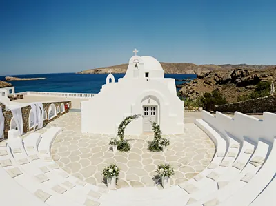 Mykonos Lolita, A Grecotel Resort to Live