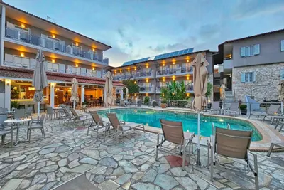 Sarantis Hotel