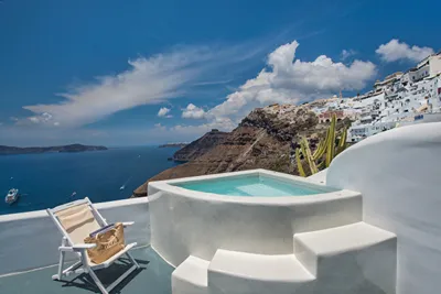 Athina Luxury Suites