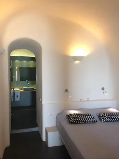 Altana Cliffside Villas Santorini