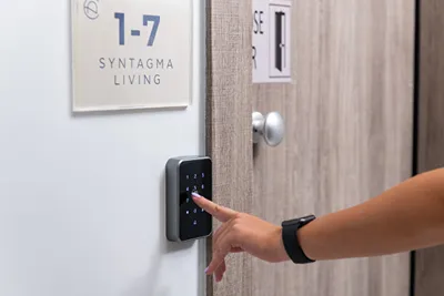 Enattica Syntagma Living