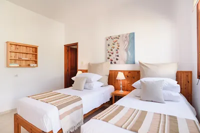 Thea Villas & Suite