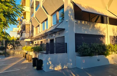 10 Apartments & Suites Athens
