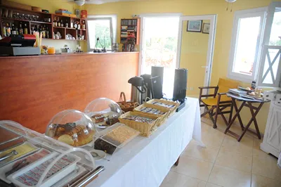 Maistrali Beach Hotel