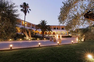 Paradise Hotel