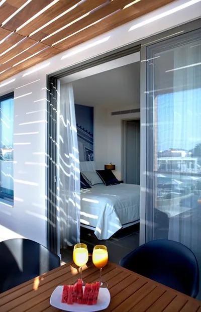 Pelagos Suites Hotel