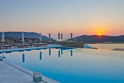 Royal Marmin Bay Boutique & Art Hotel