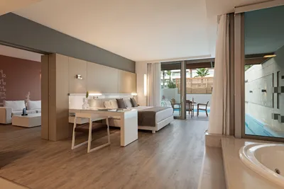 Avra Imperial Hotel