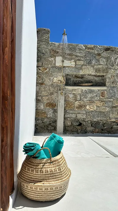 Myconian Theros Luxury Suites