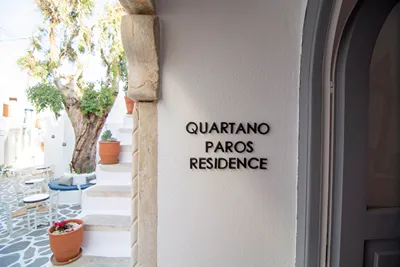 Quartano Paros Residence