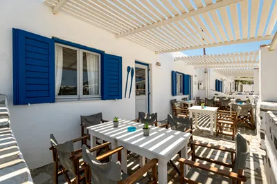 Naoussa Hotel Paros by Booking Kottas