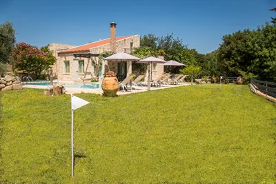 Villa Petra Philippos