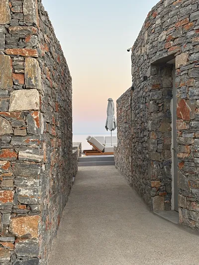 Pentanemi Folegandros
