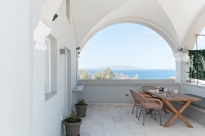 Oia Hostel