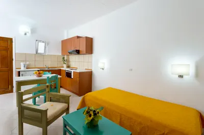 TRIANTA HOTEL APARTMENTS