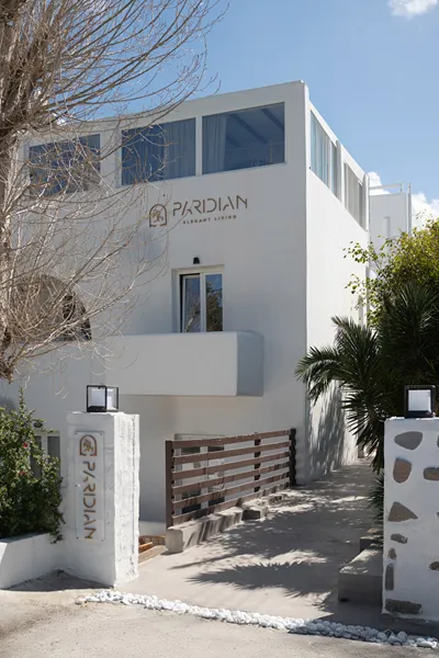 Paridian Living