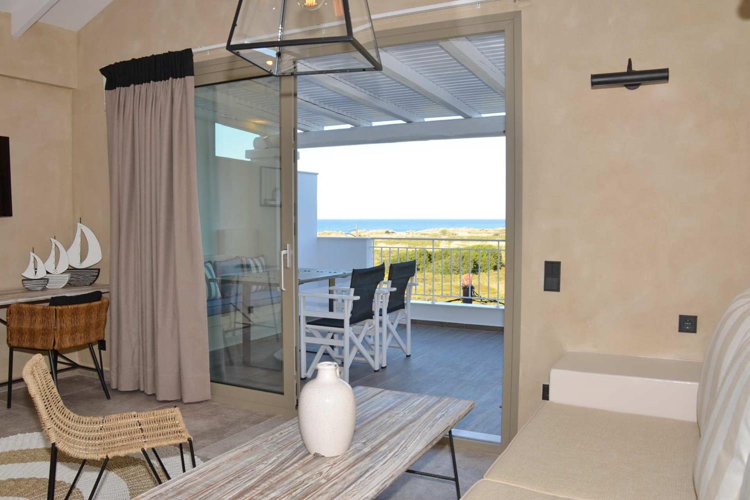 Evilion and Stilvi Hotels