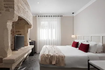 Civitas Suites Hotel